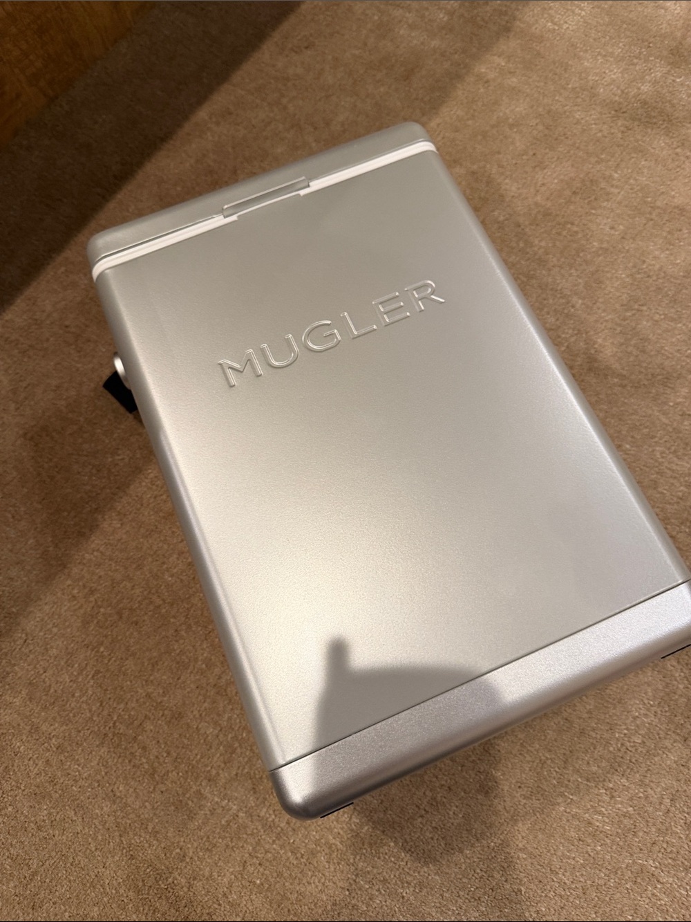 Mugler Silver Metallic Logo cooler Case